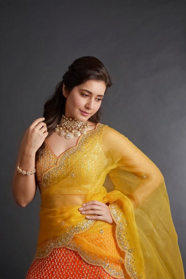 Raashi-Khanna
